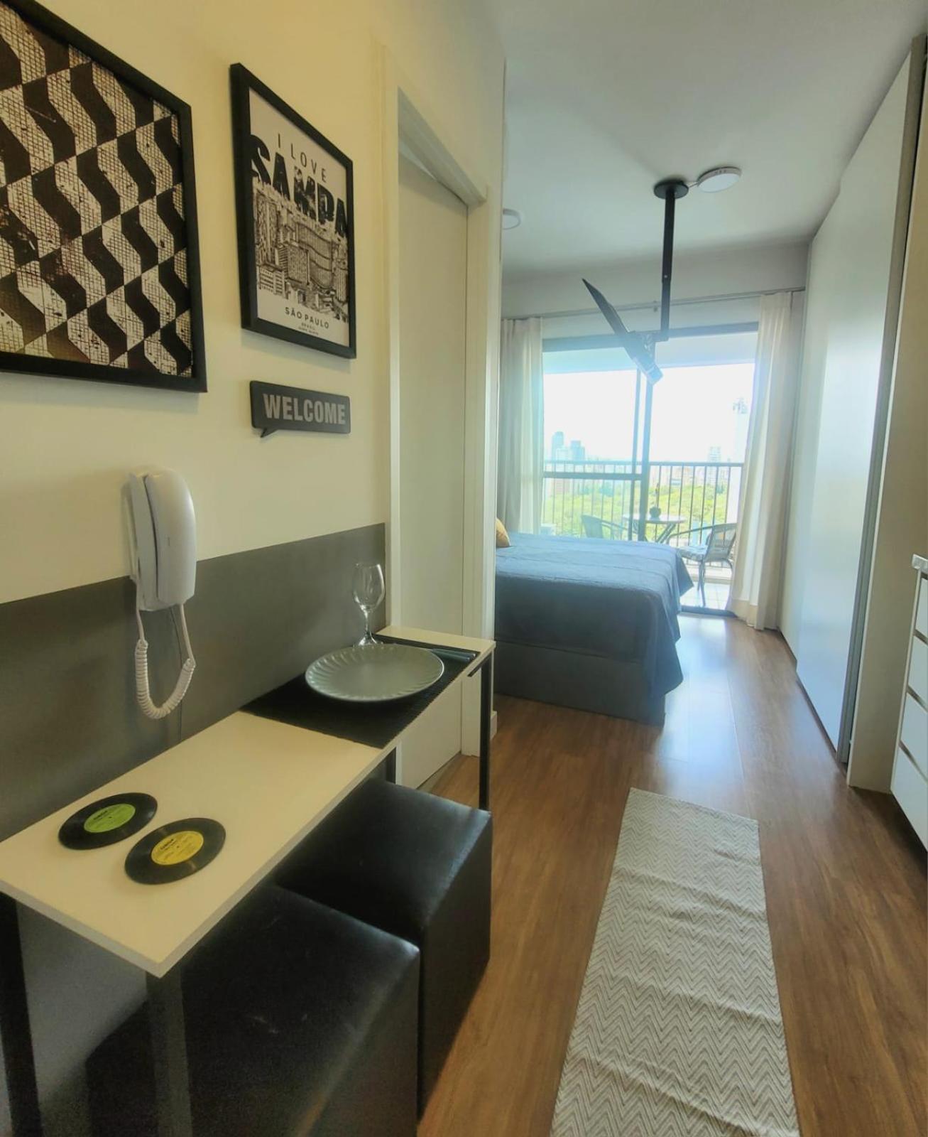 Apartamento Estudio Aconchegante Com Varanda Na Consolacao